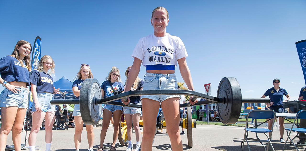 A UNC student deadlifting